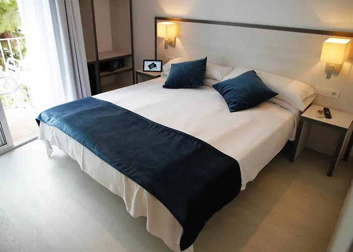 Parrots Szálloda Sitges