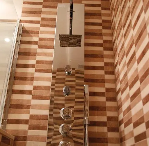 Parrots Hotel Sitges